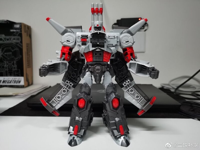 Takara Transformers Generation Selects Super Megatron  (10 of 15)